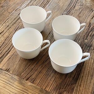 Classic Cream Fine China Teacup Set